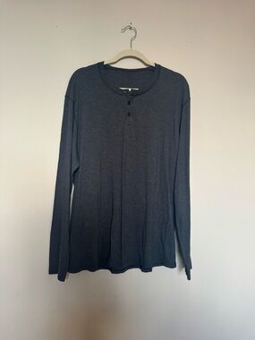 lululemon athletica Men's Long-Sleeve Henley - Charcoal Gray